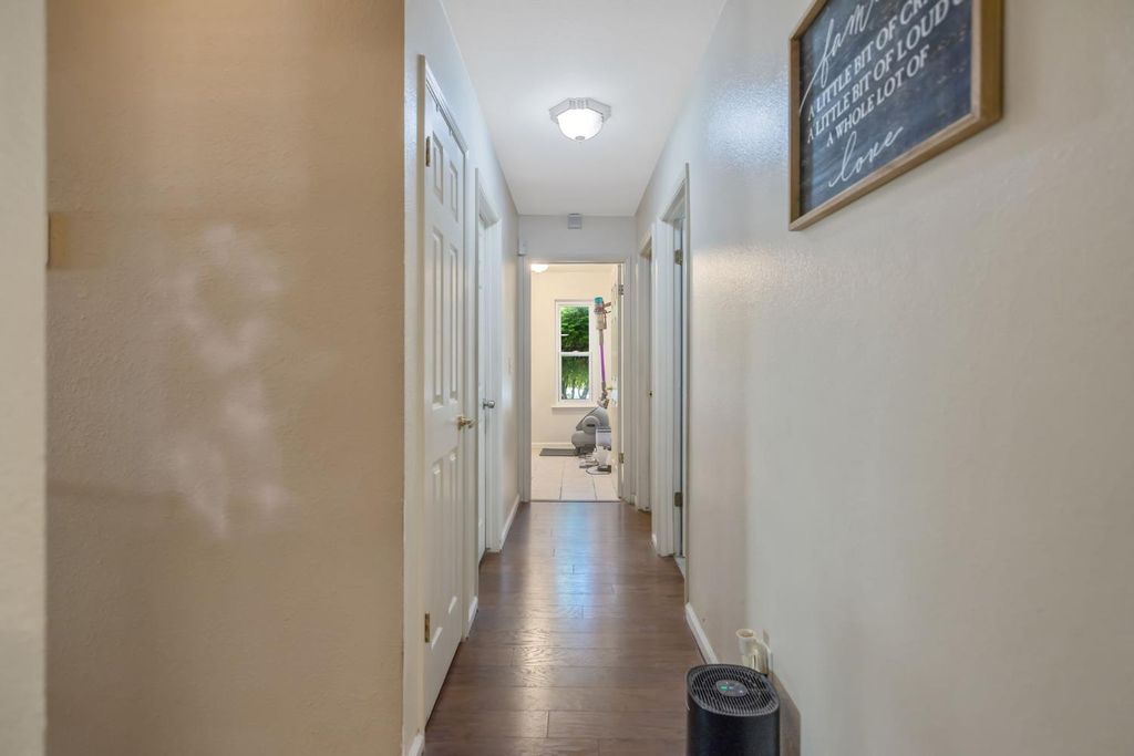 Image 15 of property listing at 517 Tucker Avenue, Sanger, CA 93657