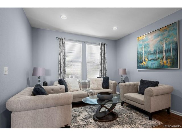 214 N Flat Rock St, Aurora, CO 80018