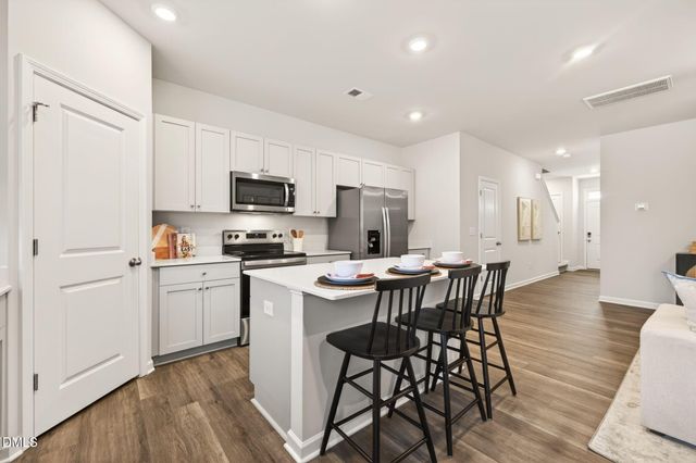 3221 Bailey Lake Drive 225, Fuquay Varina, NC 27526