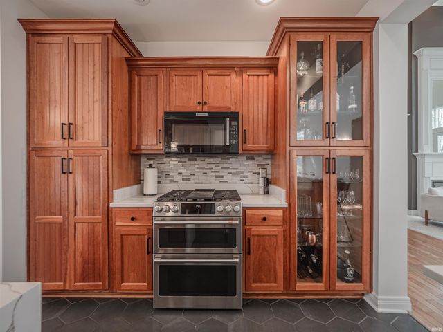 960 Timberland Lane, Evansville, IN 47710