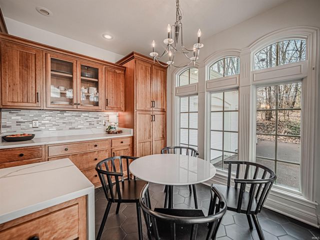 960 Timberland Lane, Evansville, IN 47710