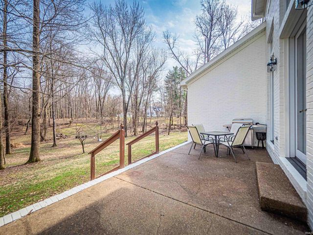 960 Timberland Lane, Evansville, IN 47710