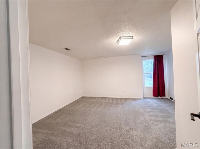 16802 Enderbush Lane, Eureka, MO 63025