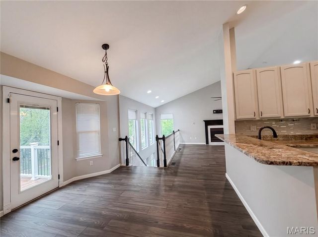 16802 Enderbush Lane, Eureka, MO 63025