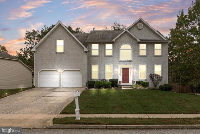 6 TWISTING LN, Sicklerville, NJ 08081