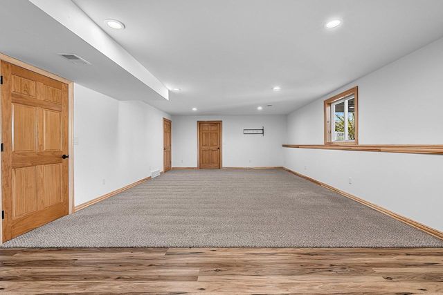 3515 MAYAPPLE DRIVE, Green Bay, WI 54311