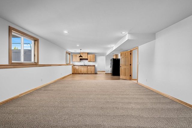 3515 MAYAPPLE DRIVE, Green Bay, WI 54311