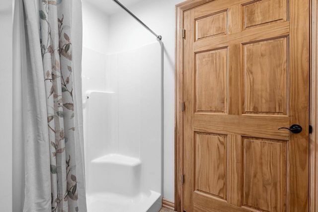 3515 MAYAPPLE DRIVE, Green Bay, WI 54311