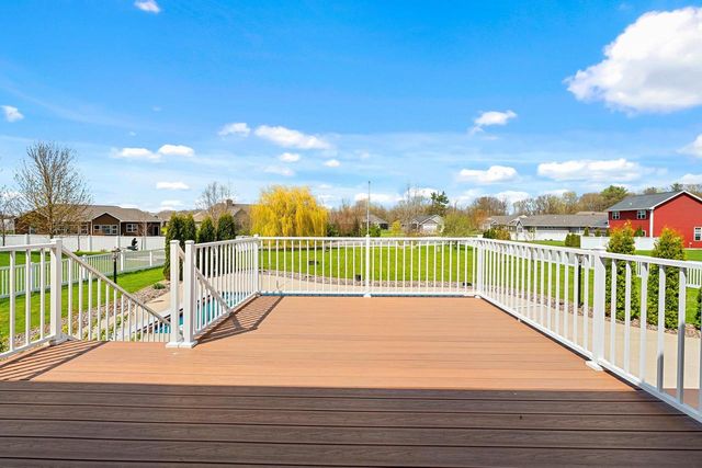 3515 MAYAPPLE DRIVE, Green Bay, WI 54311