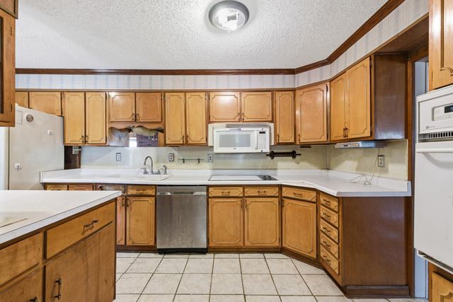 2799 UNION AVE, Memphis, TN 38111