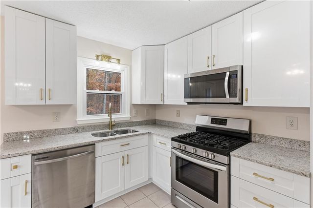 103 Amber Court, Dallas, GA 30132