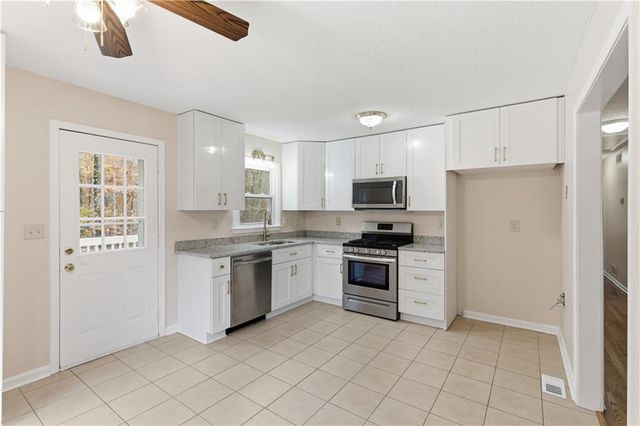 103 Amber Court, Dallas, GA 30132