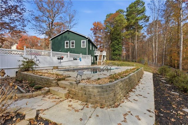 103 Amber Court, Dallas, GA 30132