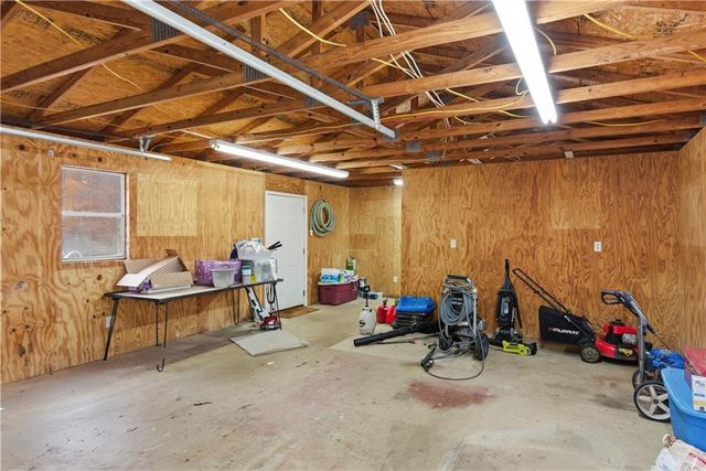 103 Amber Court, Dallas, GA 30132