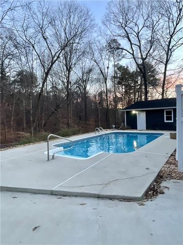 103 Amber Court, Dallas, GA 30132