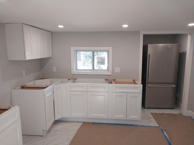 27 Maplewood St 2, Malden, MA 02148