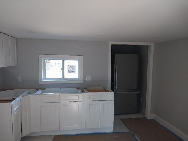 27 Maplewood St 2, Malden, MA 02148