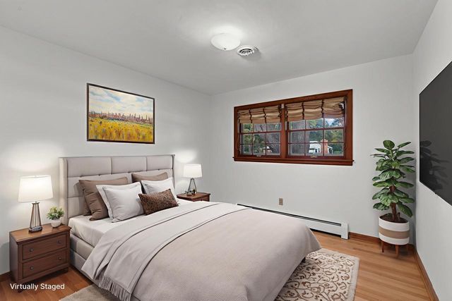 N55W15827 Lavender Lilac LANE, Menomonee Falls, WI 53051