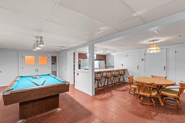 N55W15827 Lavender Lilac LANE, Menomonee Falls, WI 53051