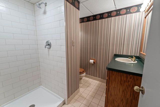 N55W15827 Lavender Lilac LANE, Menomonee Falls, WI 53051