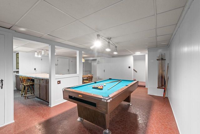 N55W15827 Lavender Lilac LANE, Menomonee Falls, WI 53051