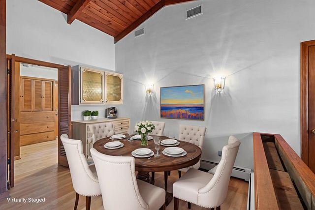 N55W15827 Lavender Lilac LANE, Menomonee Falls, WI 53051