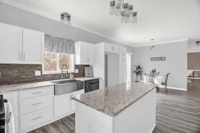 7039 Old 421 Road, Liberty, NC 27298