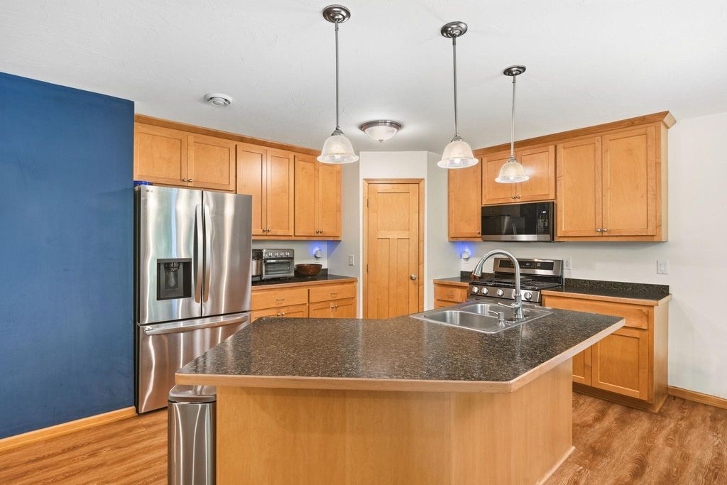 26505 Pond Court, Elko New Market, MN 55020 — photo 4