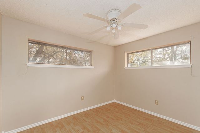 300 County Road 4550, Trenton, TX 75490