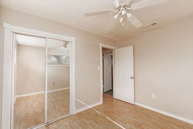 300 County Road 4550, Trenton, TX 75490