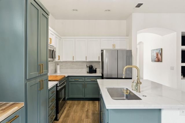 1341 Grove Creek Way, Lincoln, CA 95648