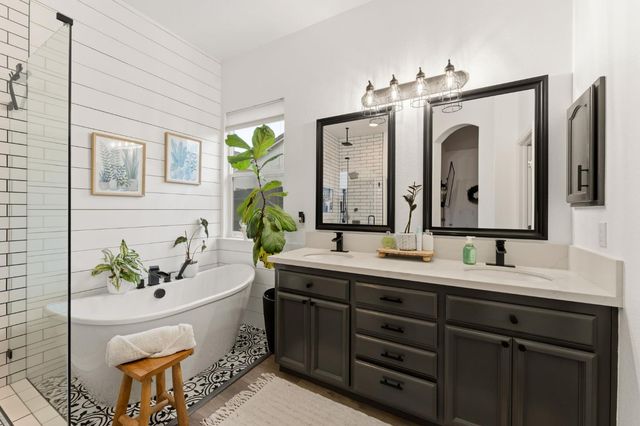 1341 Grove Creek Way, Lincoln, CA 95648