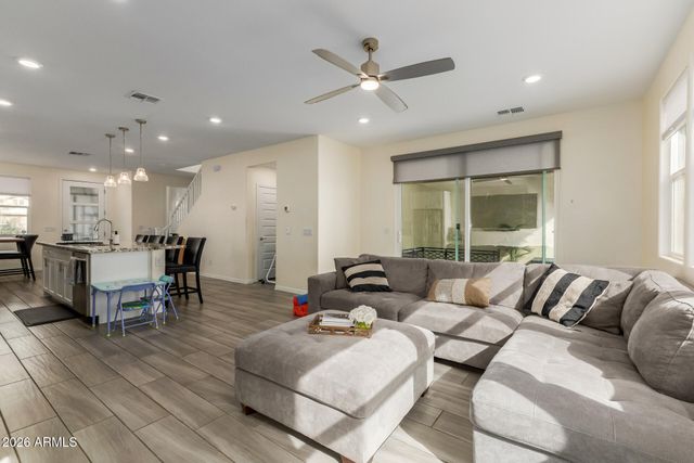 1841 W 20TH Avenue, Apache Junction, AZ 85120