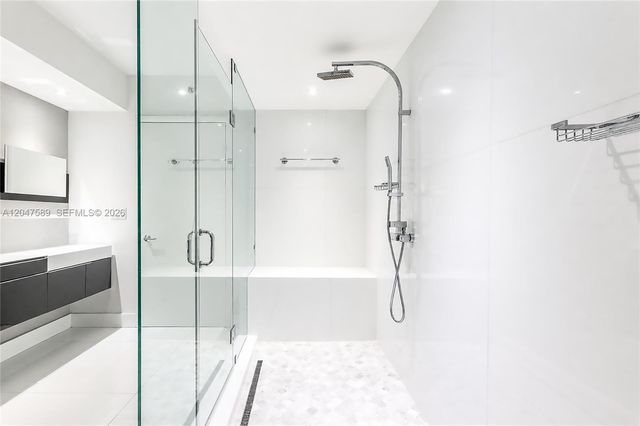 17201 Collins Ave 1807, Sunny Isles Beach, FL 33160