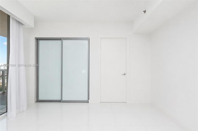 17201 Collins Ave 1807, Sunny Isles Beach, FL 33160