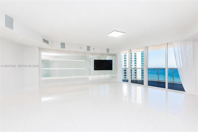 17201 Collins Ave 1807, Sunny Isles Beach, FL 33160