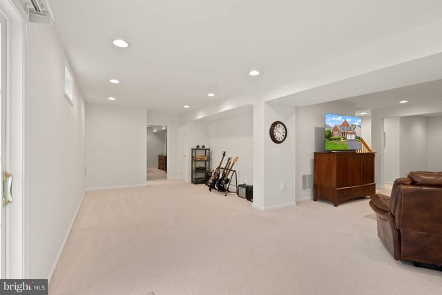 10585 TATTERSALL DR, Manassas, VA 20112