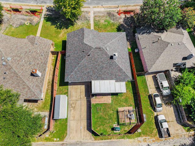 1121 Black Locust DR, Pflugerville, TX 78660