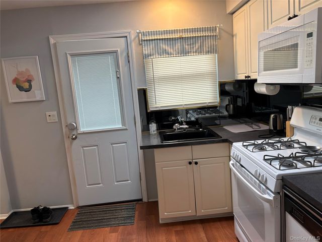 11 Madison Avenue, Roosevelt, NY 11575