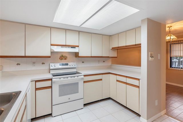 2651 MICHAEL PLACE 104, Dunedin, FL 34698