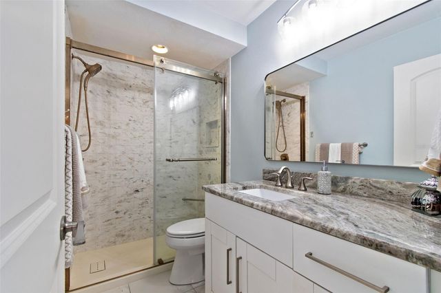 770 ISLAND WAY N204, Clearwater, FL 33767