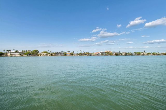 770 ISLAND WAY N204, Clearwater, FL 33767