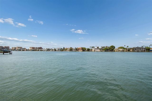 770 ISLAND WAY N204, Clearwater, FL 33767