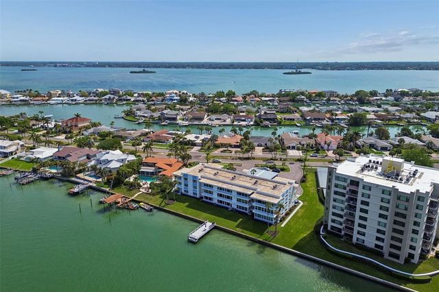 770 ISLAND WAY N204, Clearwater, FL 33767