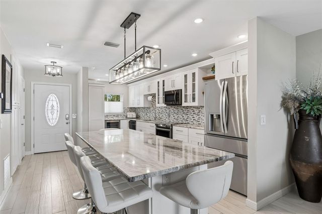 770 ISLAND WAY N204, Clearwater, FL 33767