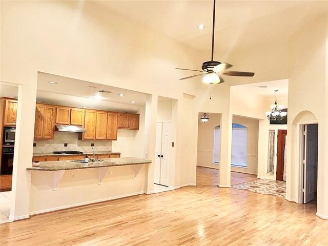 17707 Cypress Laurel Street, Houston, TX 77095