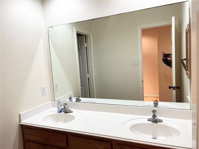 17707 Cypress Laurel Street, Houston, TX 77095