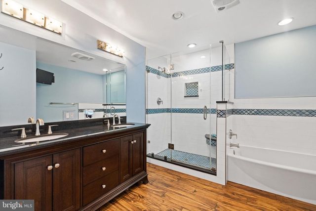 7014 ALLINGTON MANOR CIR E, Frederick, MD 21703