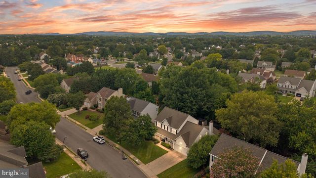 7014 ALLINGTON MANOR CIR E, Frederick, MD 21703