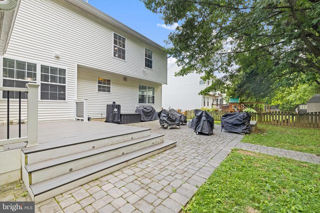 7014 ALLINGTON MANOR CIR E, Frederick, MD 21703